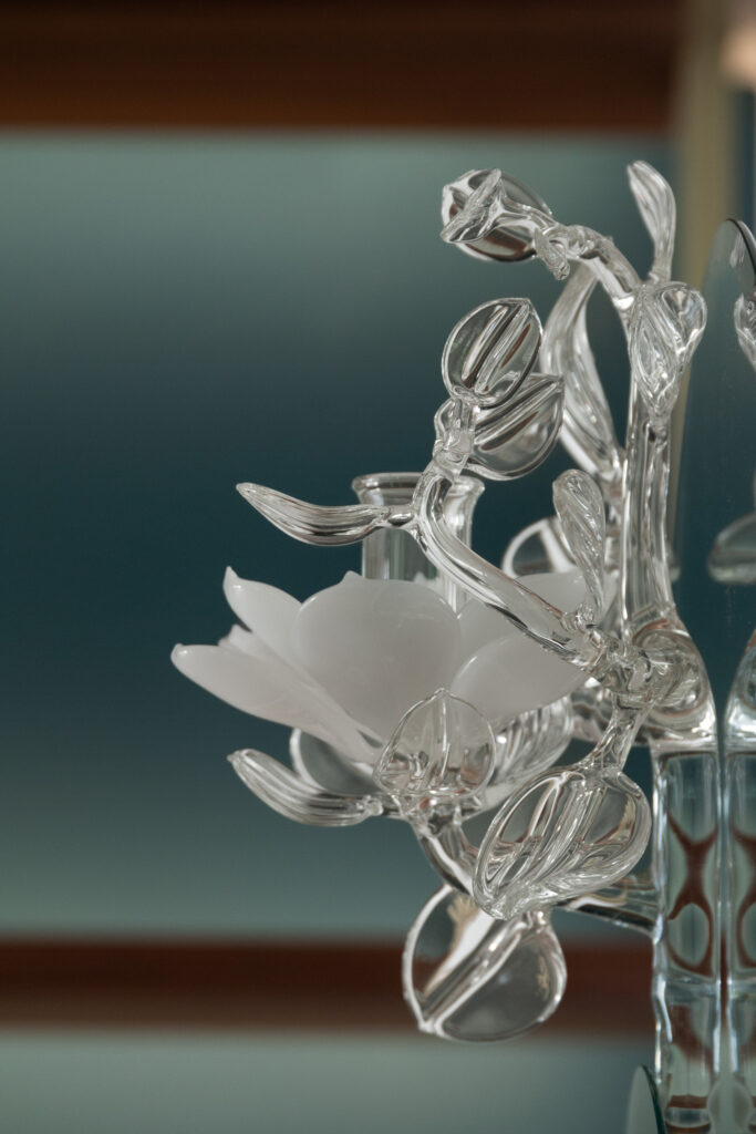 Grandiflora mirror